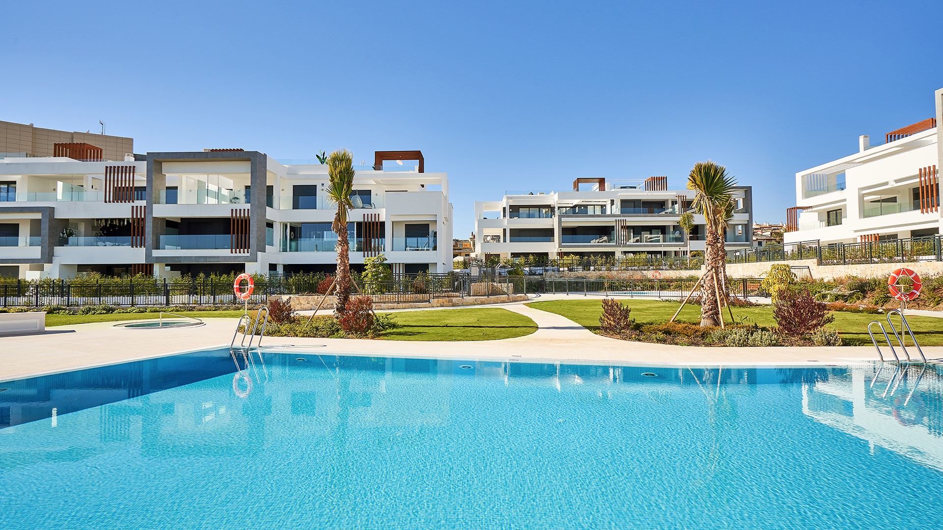 Apartments for sale in Estepona MA7914518