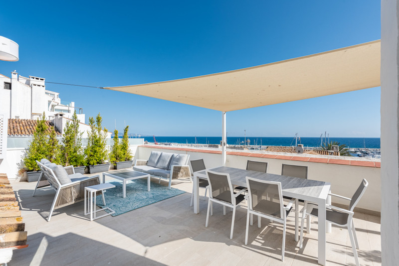 Mitte Stock Wohnung in Puerto Banús MC04108444