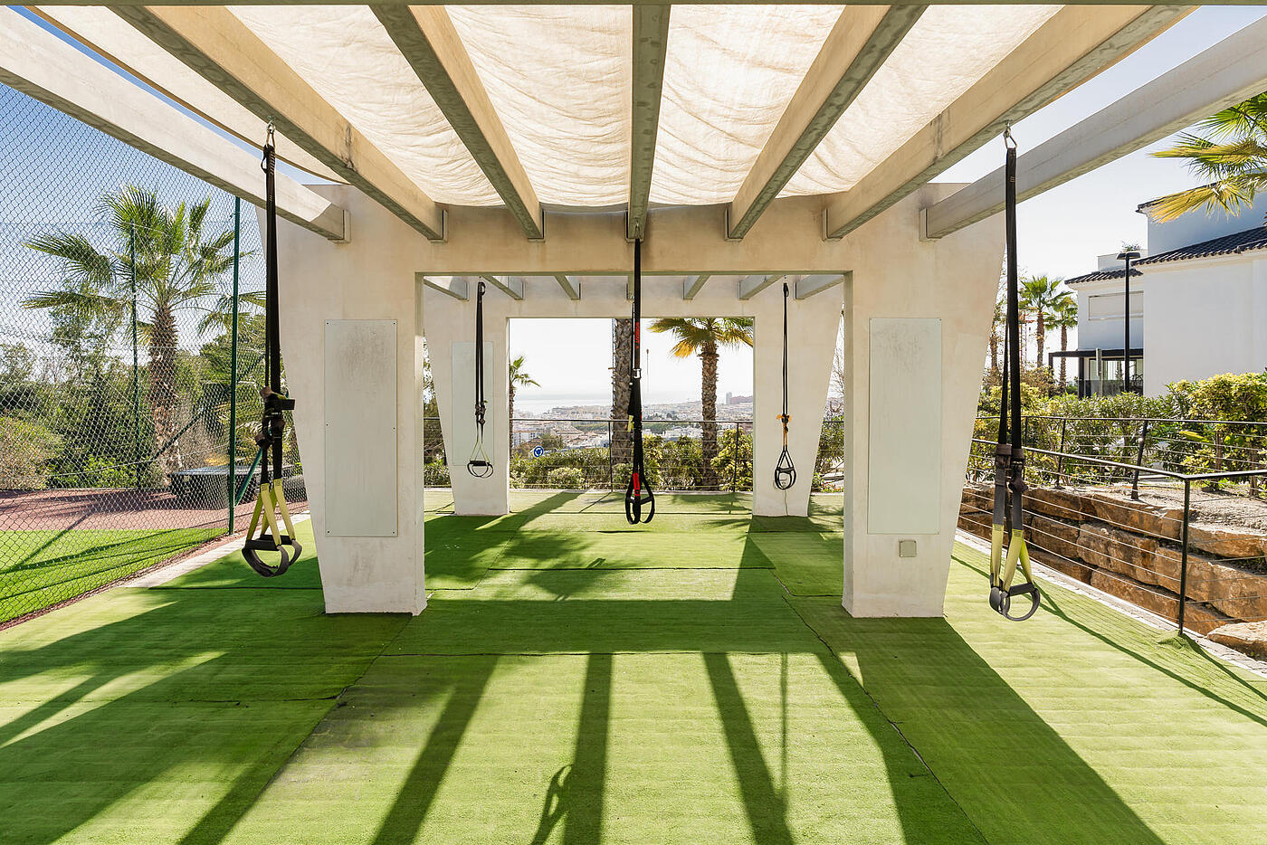 Penthouse for sale in Estepona - MC05589784