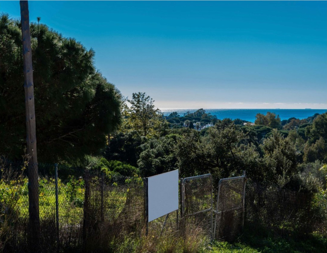 Residential Plot in Elviria