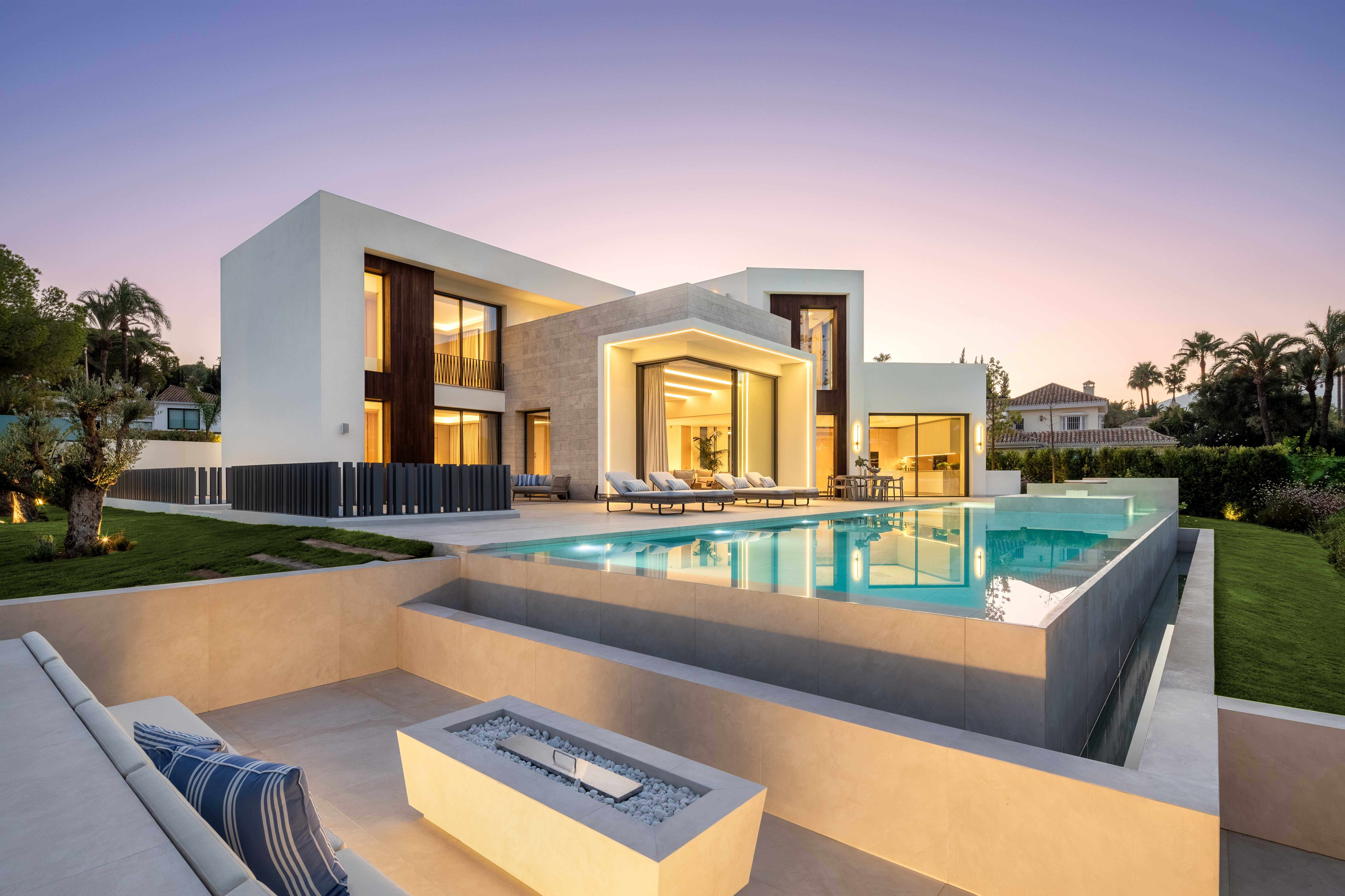 Detached Villa in Las Brisas MCO3667104