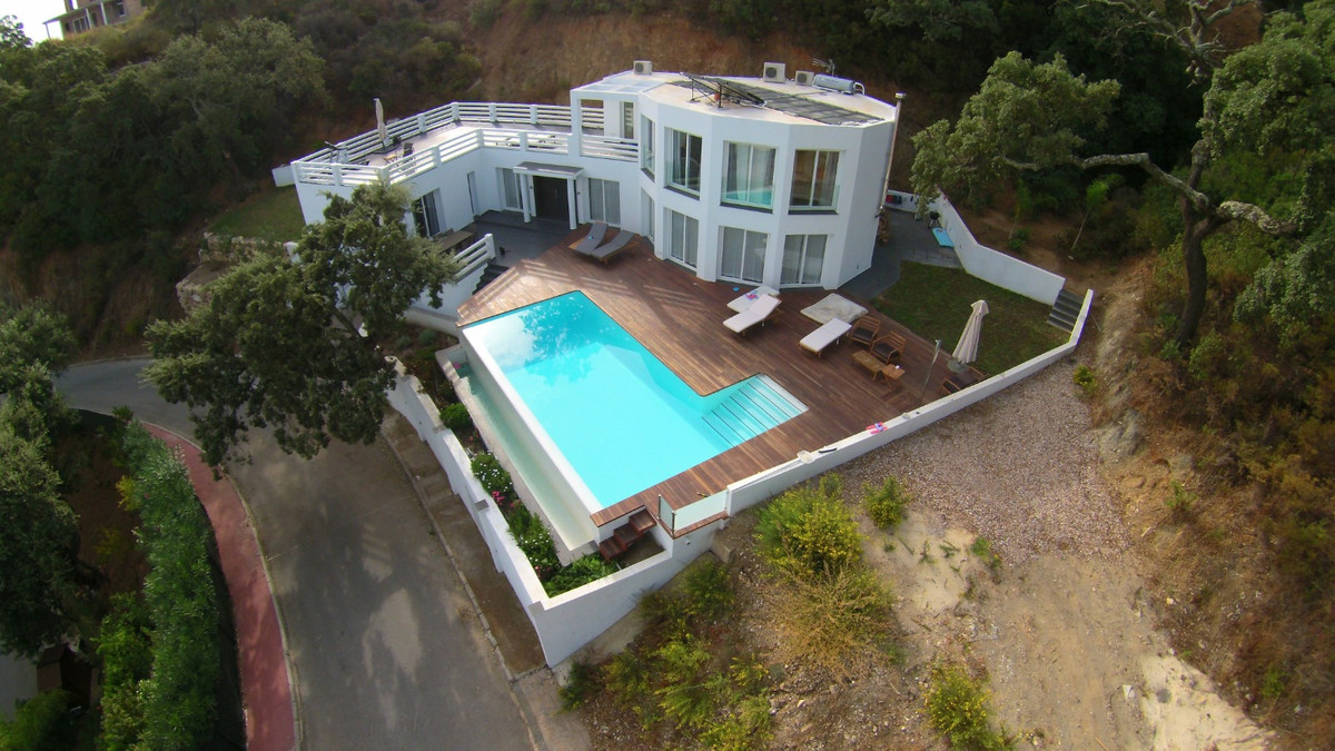 Detached Villa for sale in Ojén (Marbella) MCO4031518
