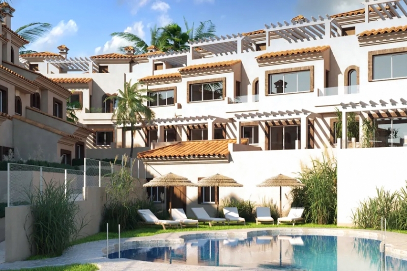 Townhouses for sale in Estepona MCO5132355