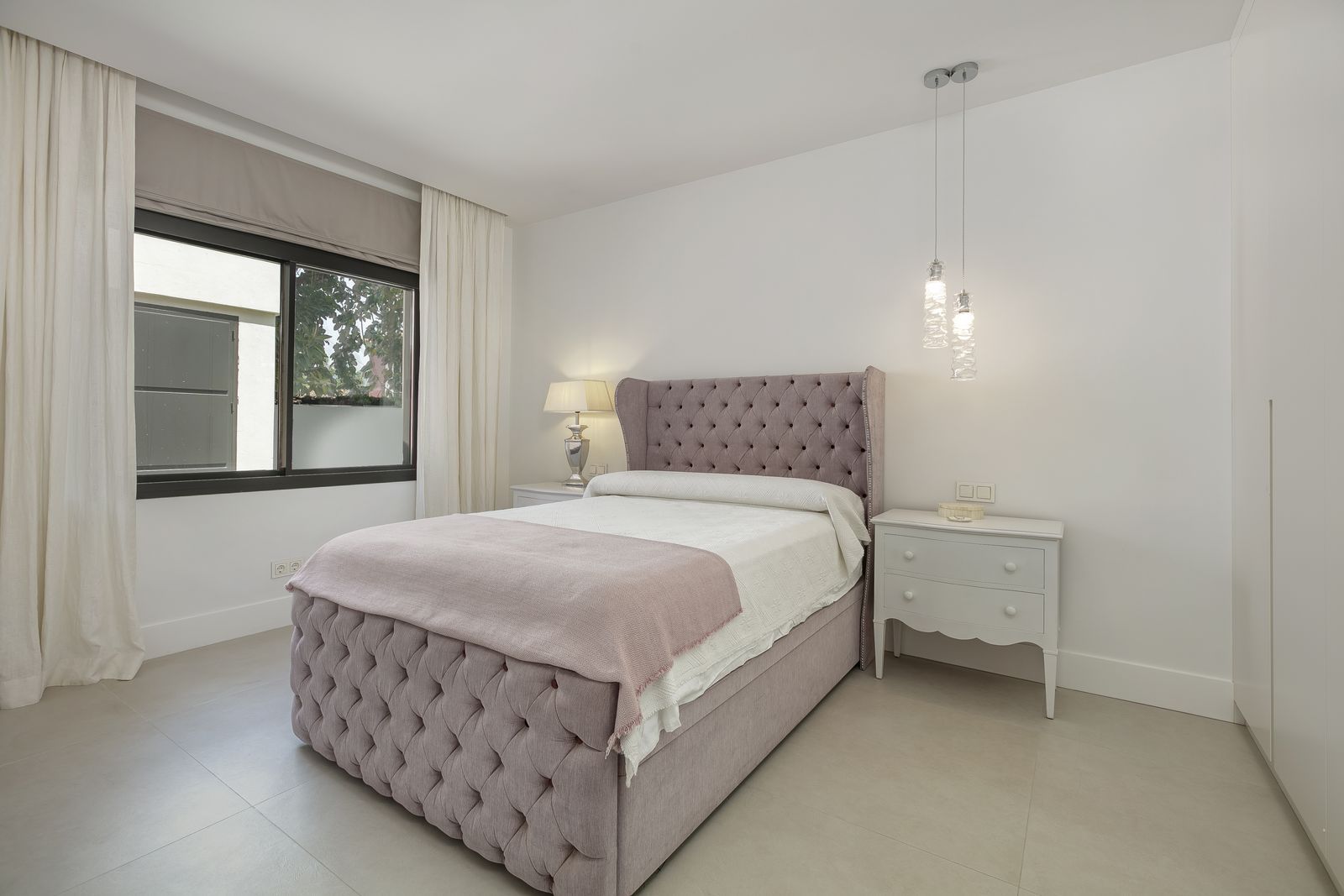 Fritlliggende Villa Til salg i Marbella - MC04986034