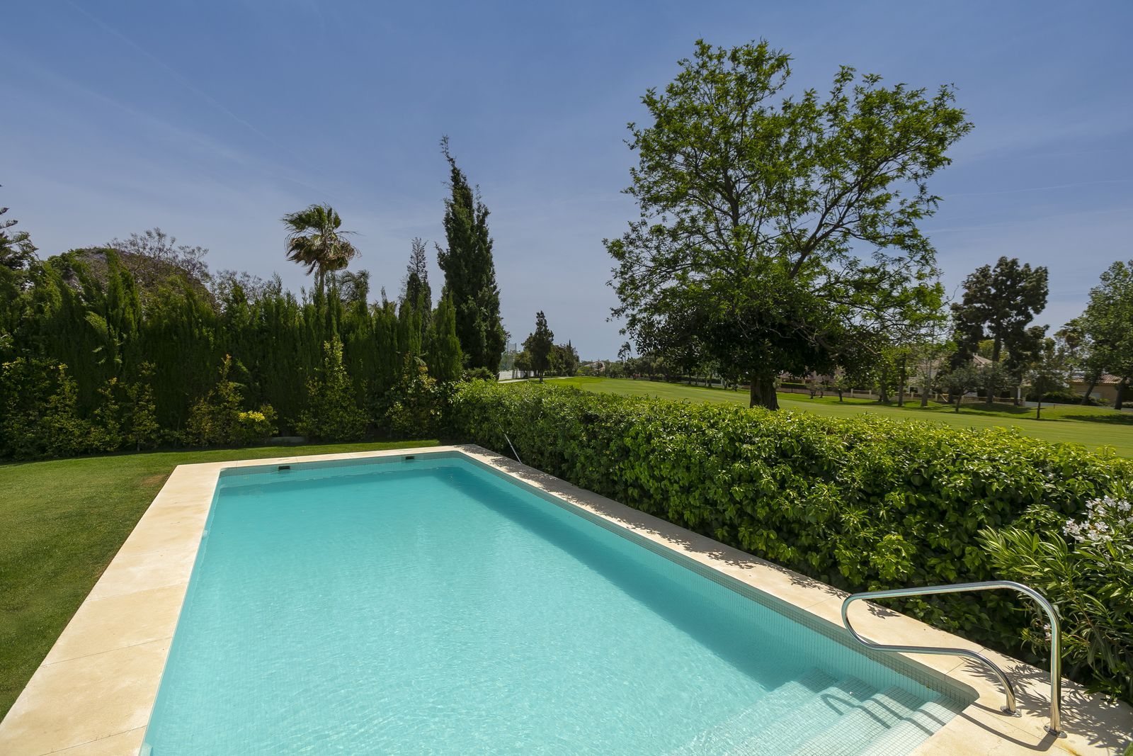 Fritlliggende Villa Til salg i Marbella - MC04986034