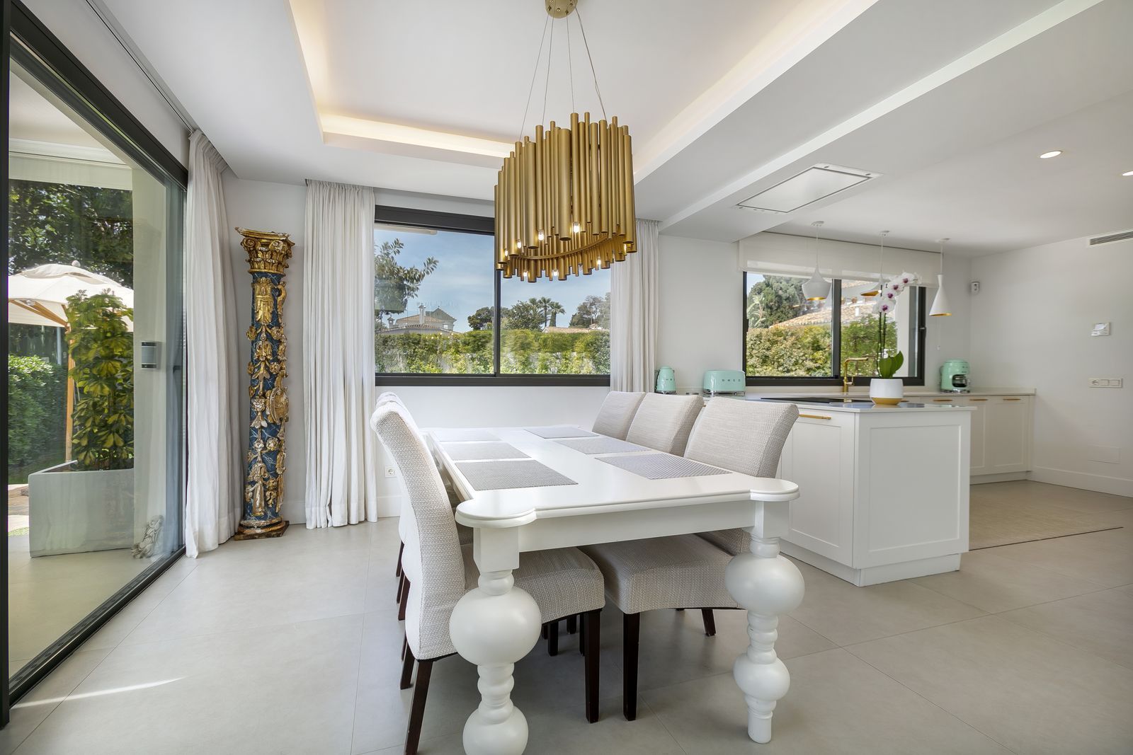 Fritlliggende Villa Til salg i Marbella - MC04986034