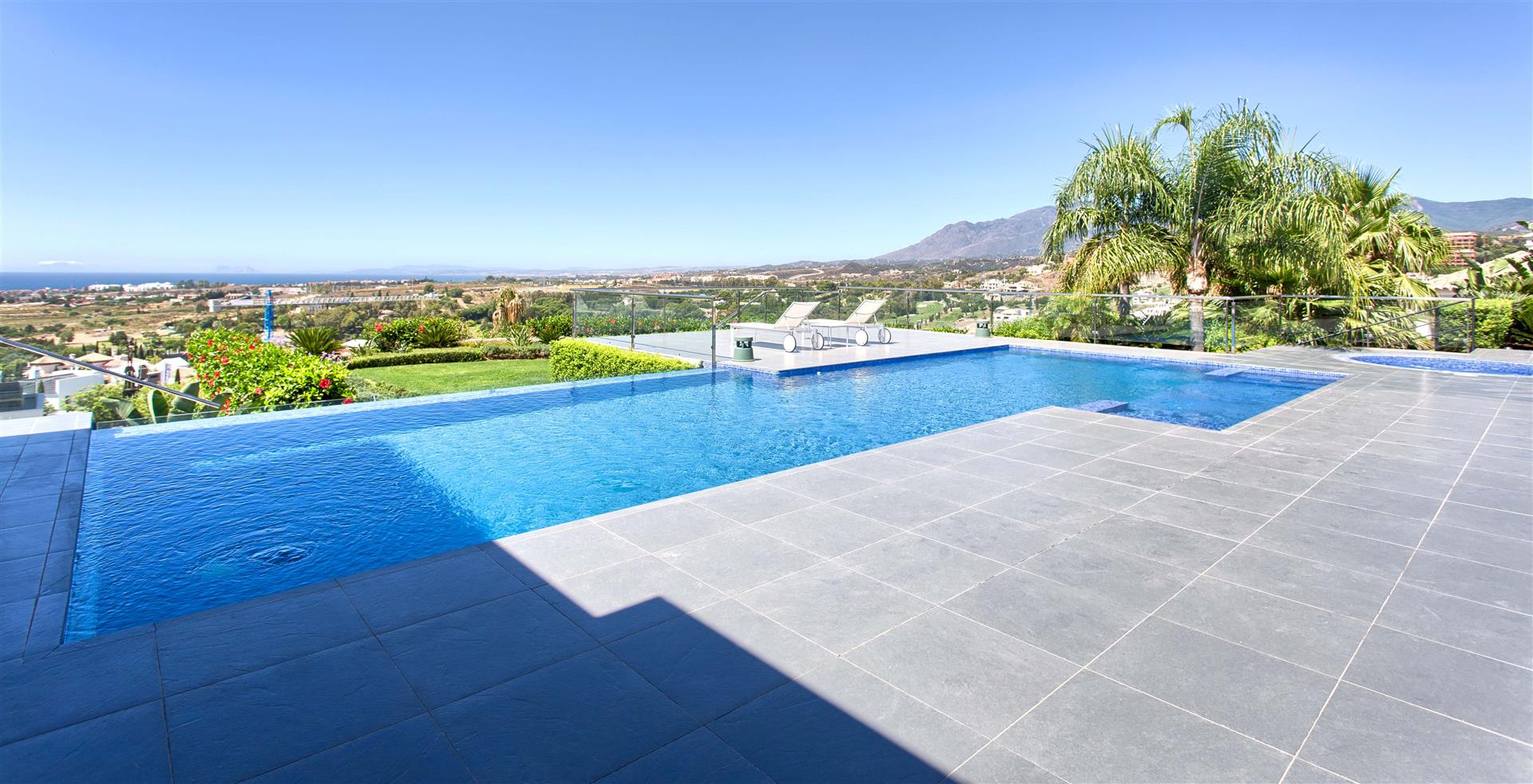 Detached Villa in Marbella MCO7385116