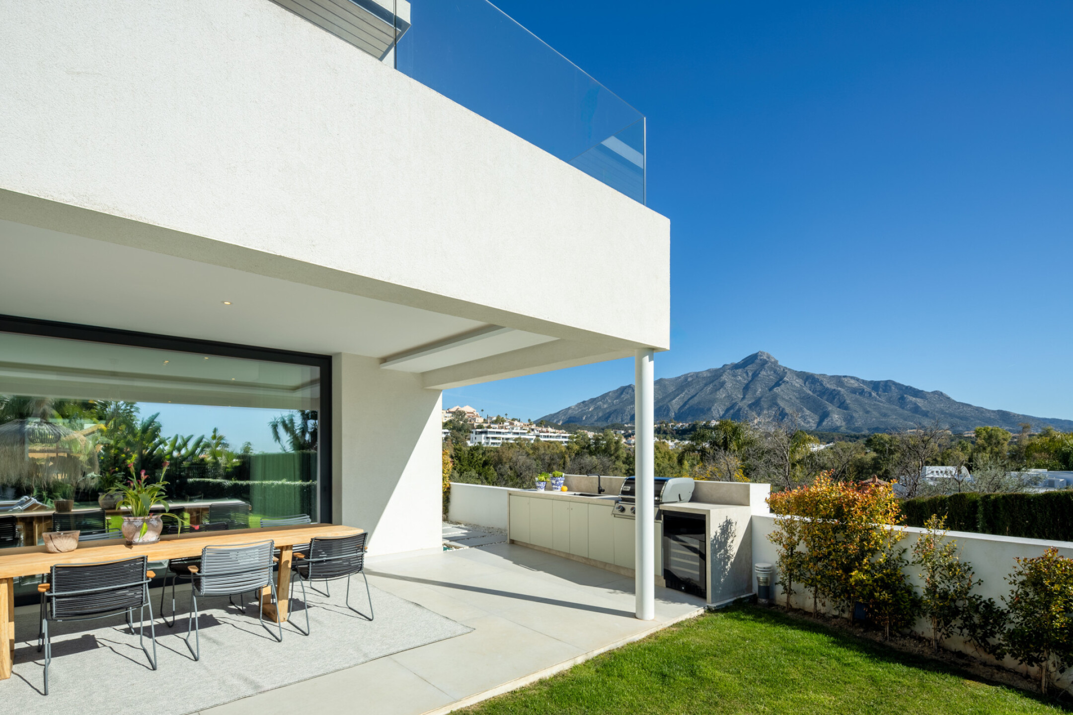 Villa Till salu i Nueva Andalucía - MCO7400402