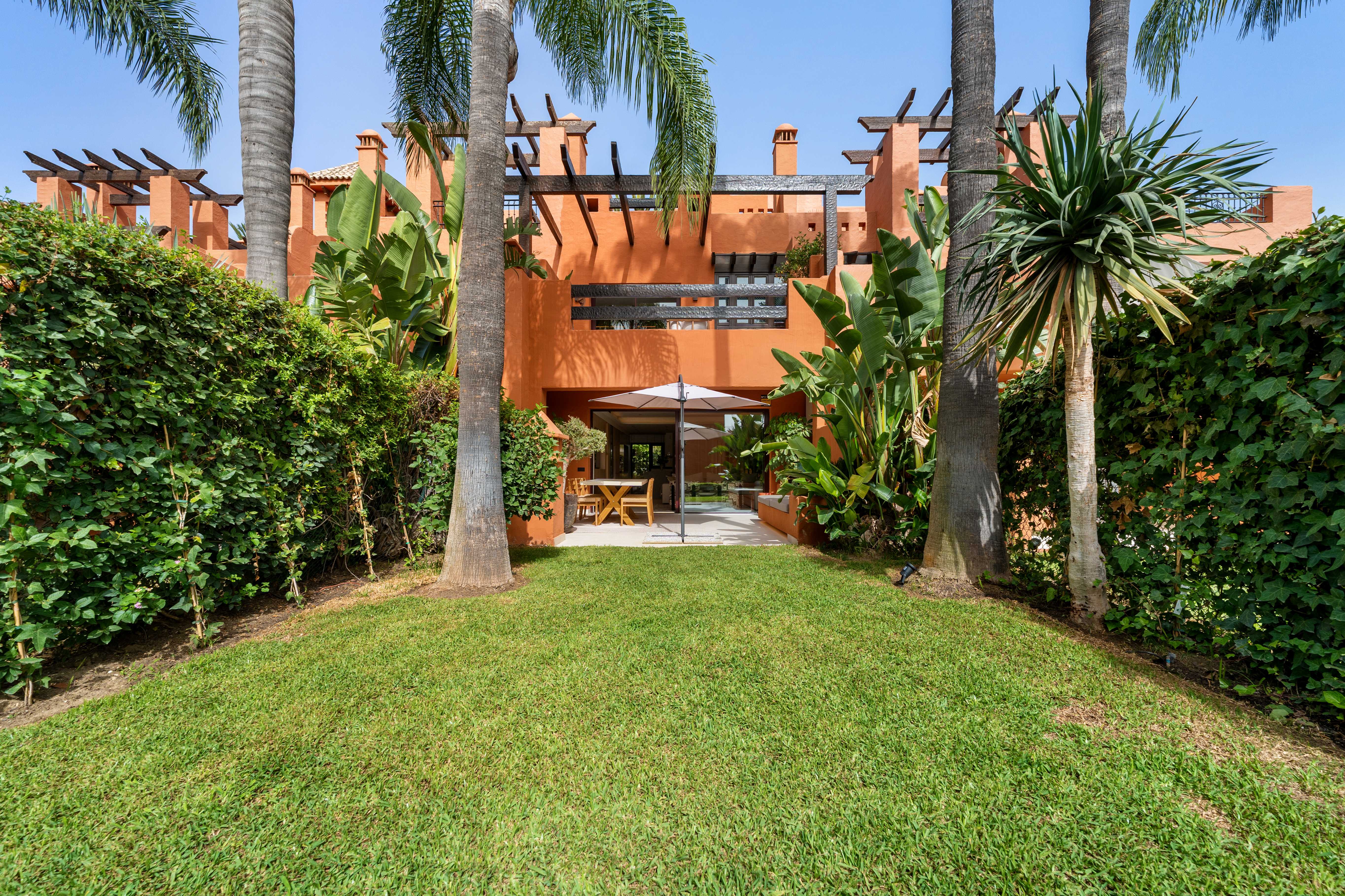 Townhouse in The Golden Mile MCO7612721