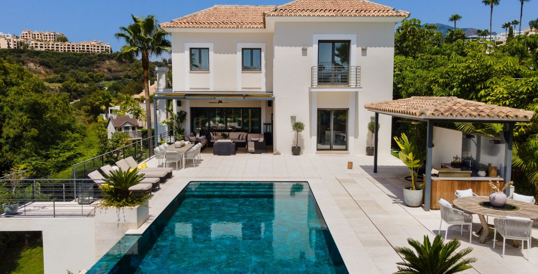 Detached Villa for sale in Nueva Andalucía MCO7944574