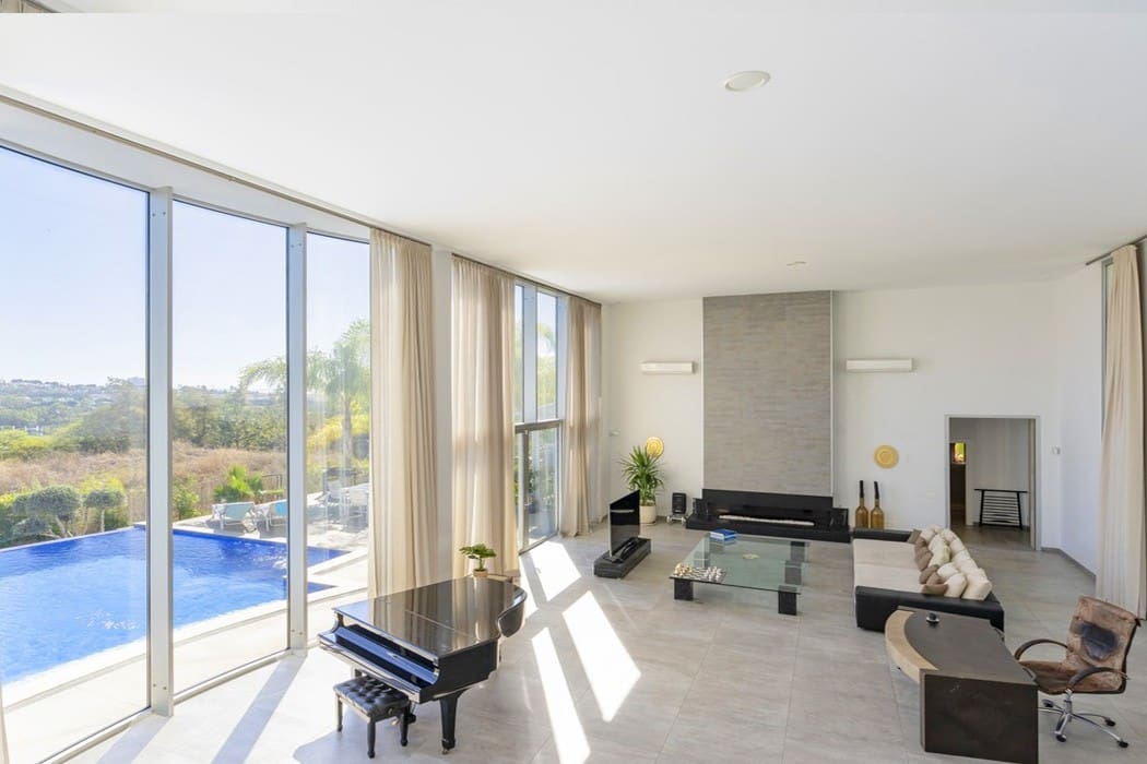 Fritlliggende Villa Til salg i La Quinta - MCO9236980