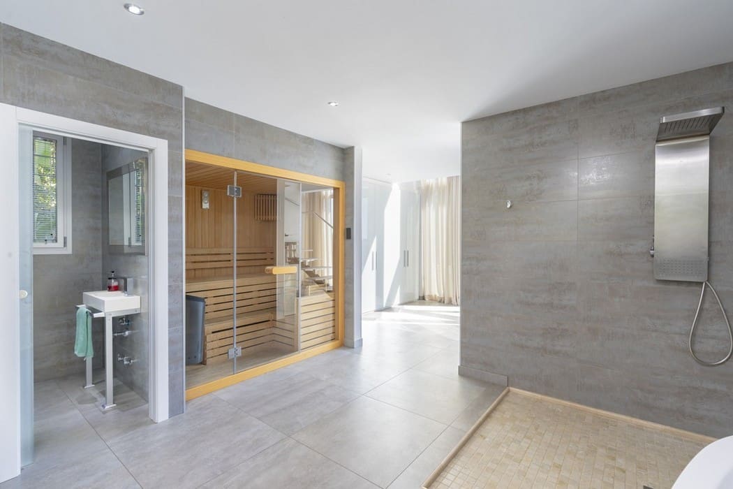Fritlliggende Villa Til salg i La Quinta - MCO9236980