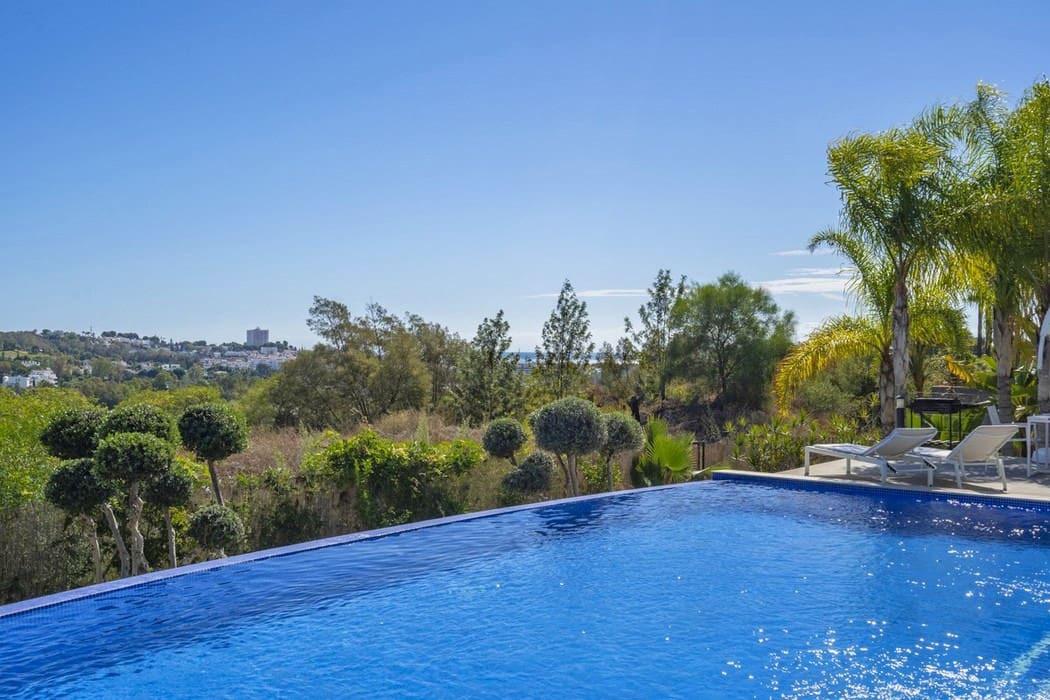 Fritlliggende Villa Til salg i La Quinta - MCO9236980